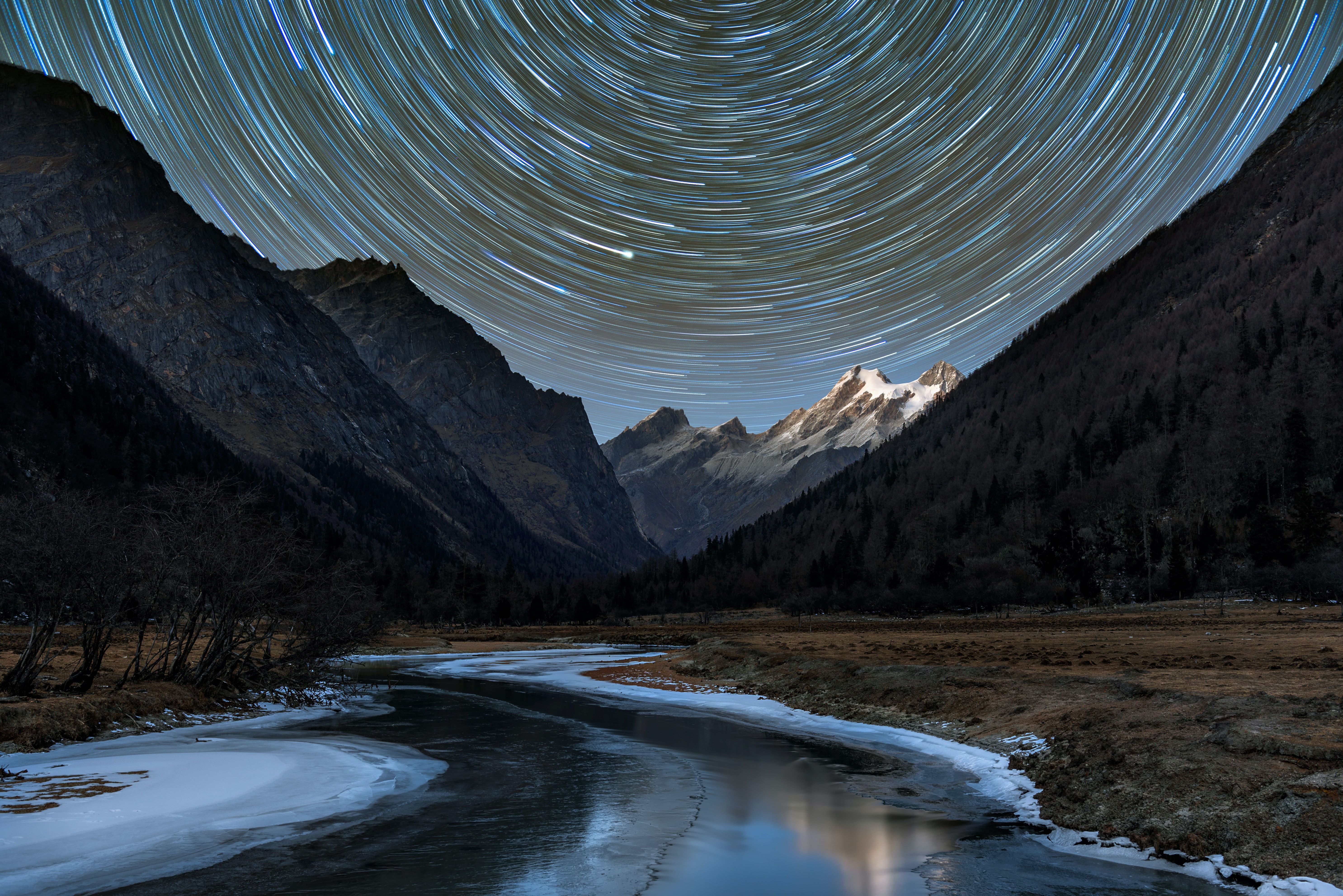 How to photograph star trails.