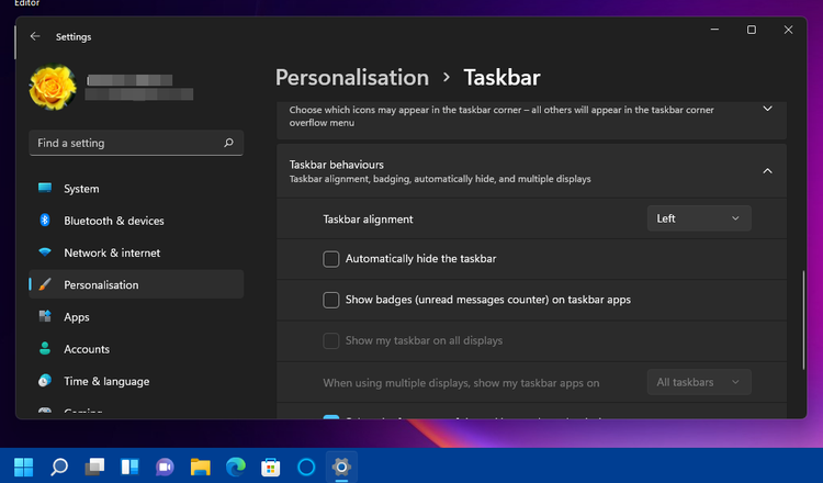 چگونه منوی استارت ویندوز 11 را با سلیقه خودمان بچینیم 9 taskbar alignment setting.png?q=50&fit=crop&w=750&dpr=1