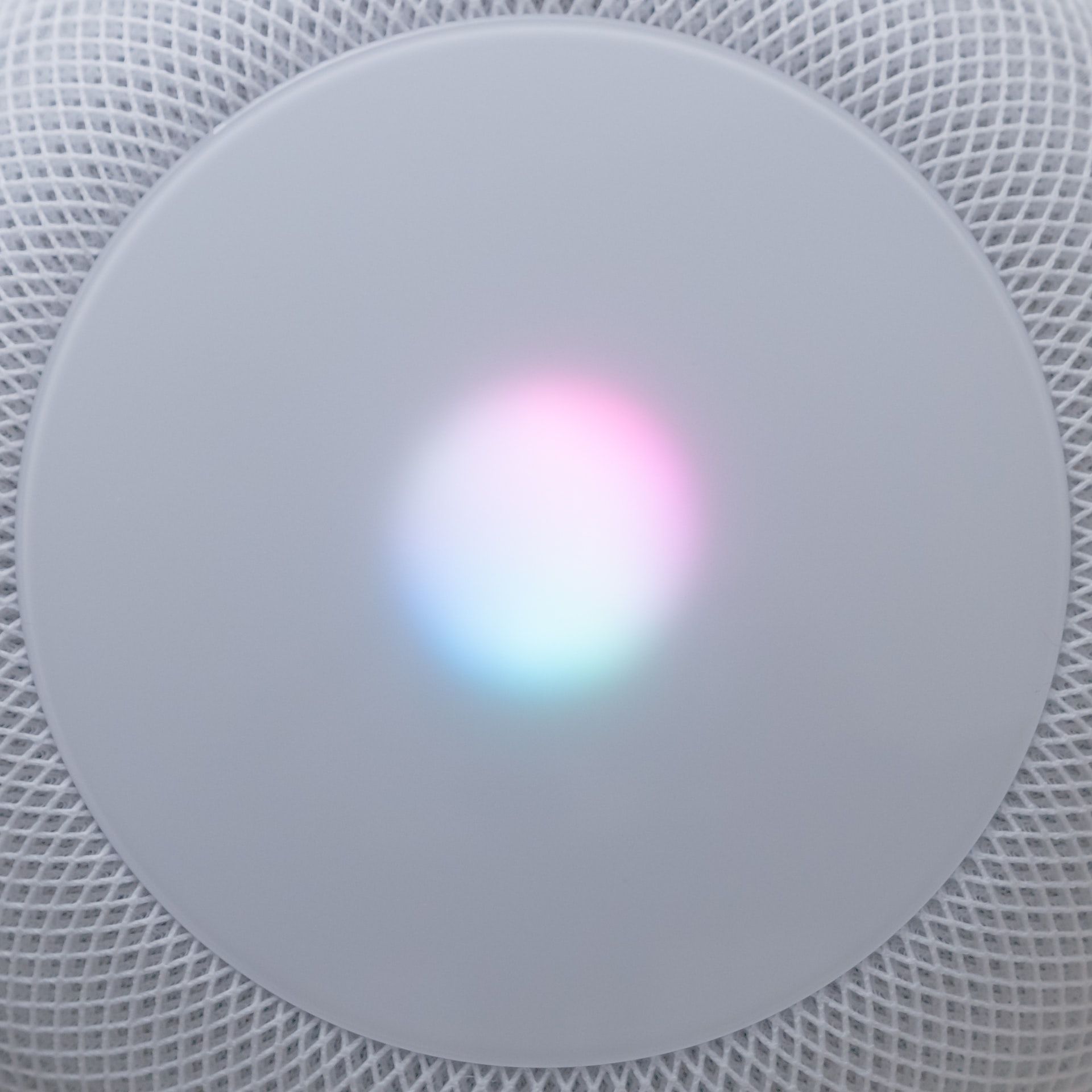 Siri light on speaker