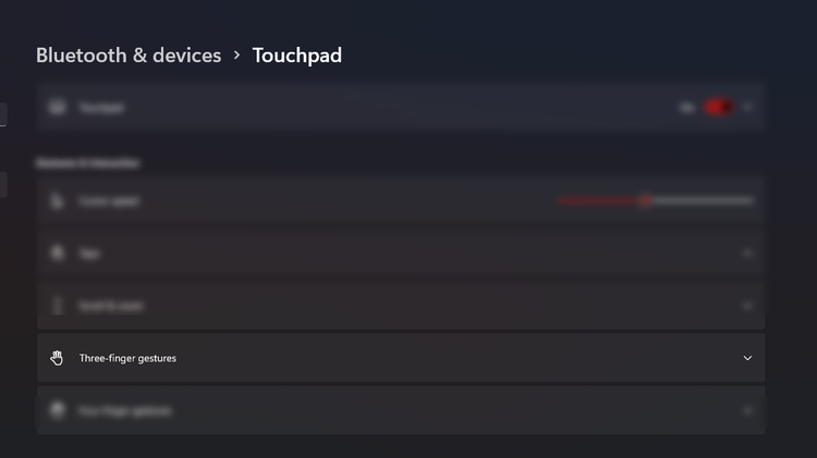 ویژگیهای تاچ پد و نحوه استفاده از آن در ویندوز 11 7 three finger gesture.png?q=50&fit=crop&w=750&dpr=1