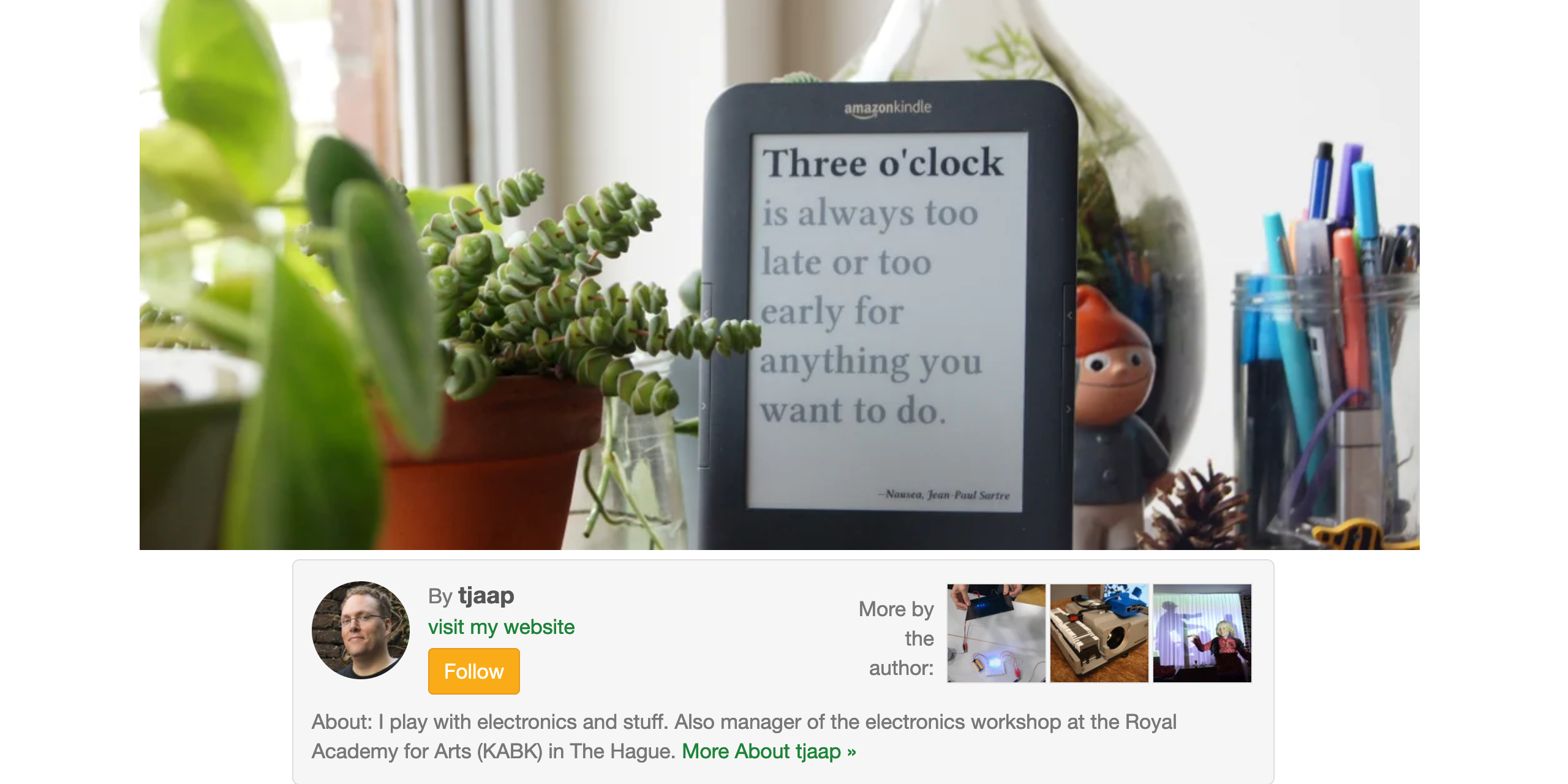 A screenshot showing a kindle used as a clock with literary quotes to tell the time