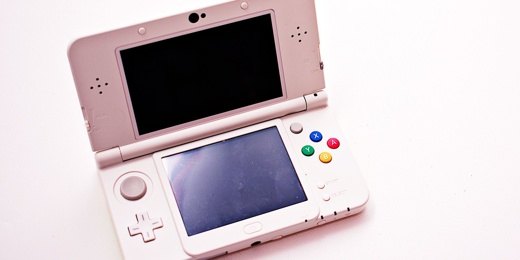 Pink New Nintendo 3DS model