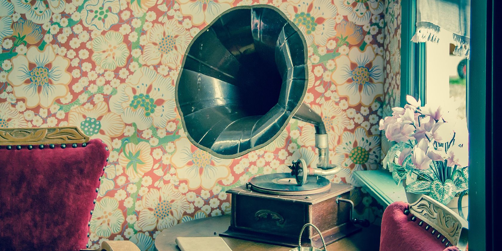 Vintage Vinyl Music Player