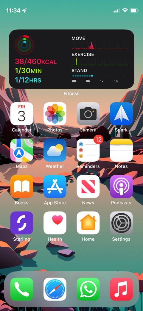 اصول استفاده از گوشی آیفون: نحوه بازگشت، رفتن به صفحه اصلی و دیگر موارد 5 iPhone Home Screen.jpg?q=50&fit=crop&w=480&dpr=1 -