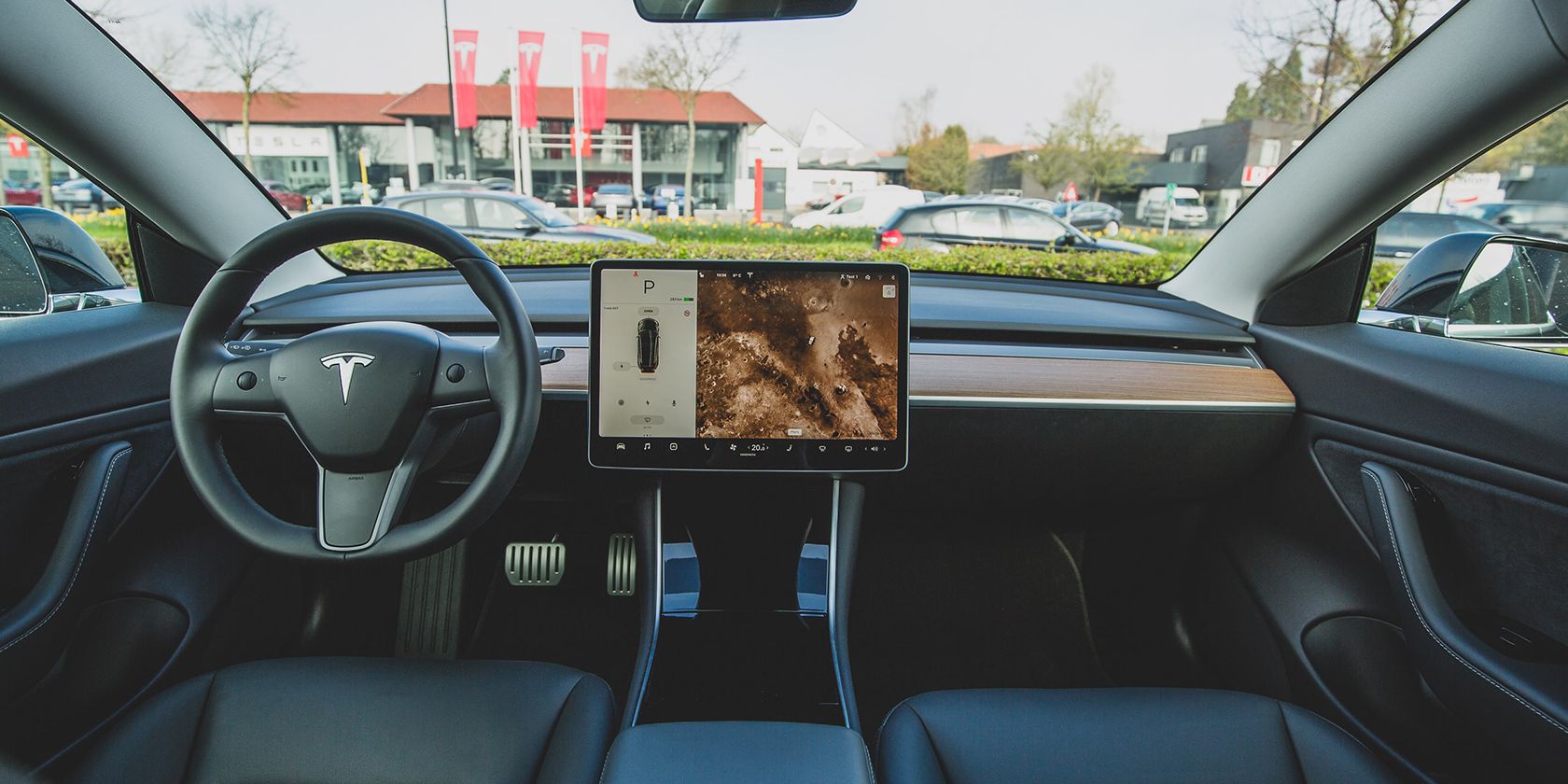 Tesla Updates Passenger Play to Stop Drivers From Playing Games While ...