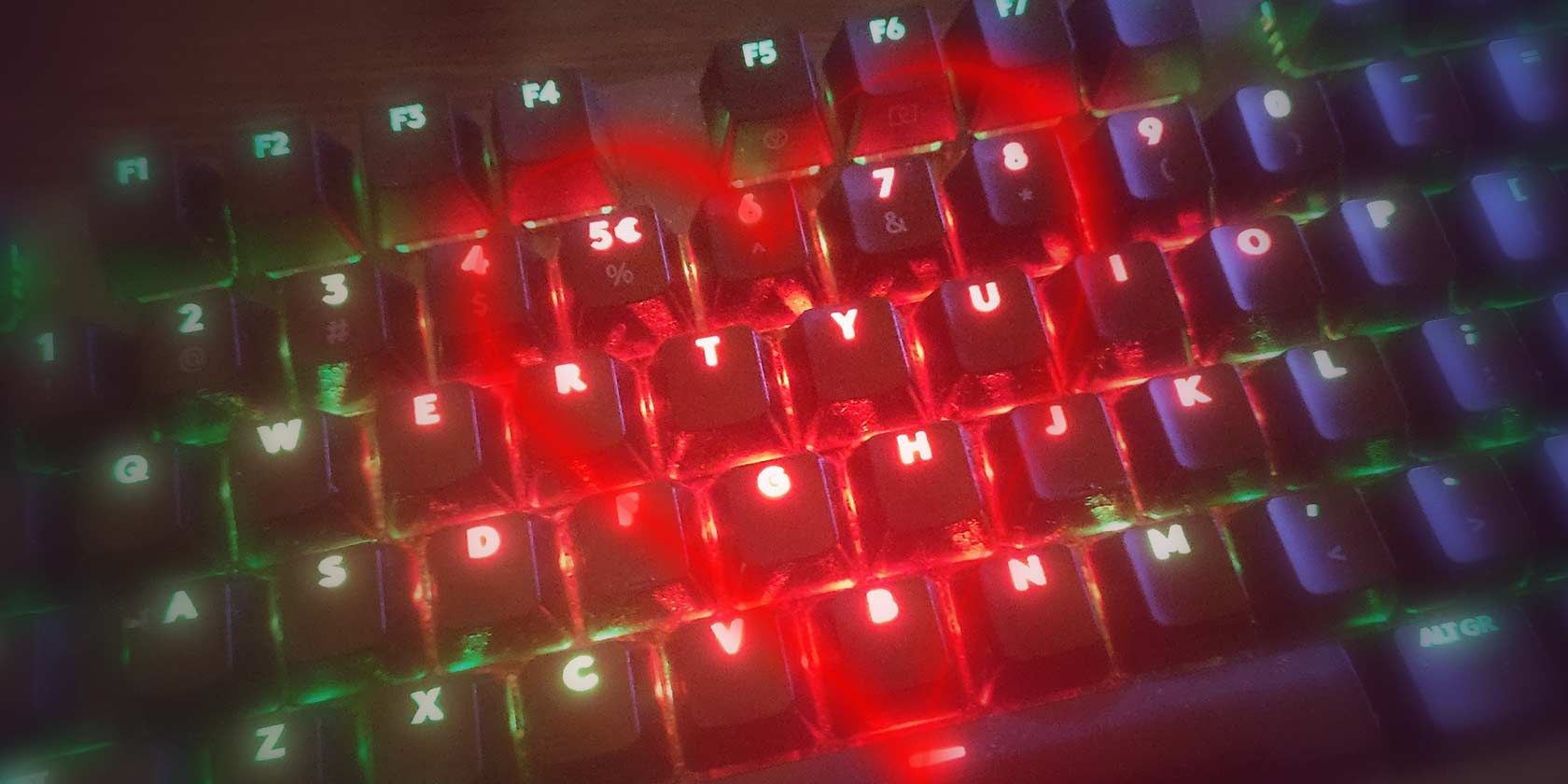 Green and red lighting on Logitech RGB keyboard