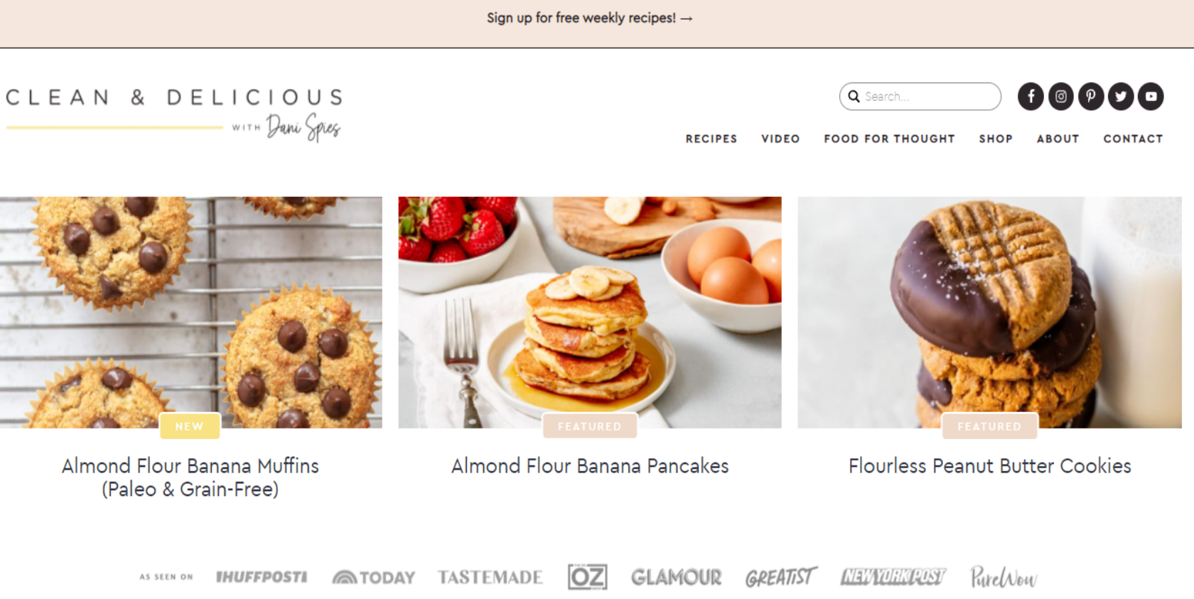 Clean & Delicious food blog website homepage