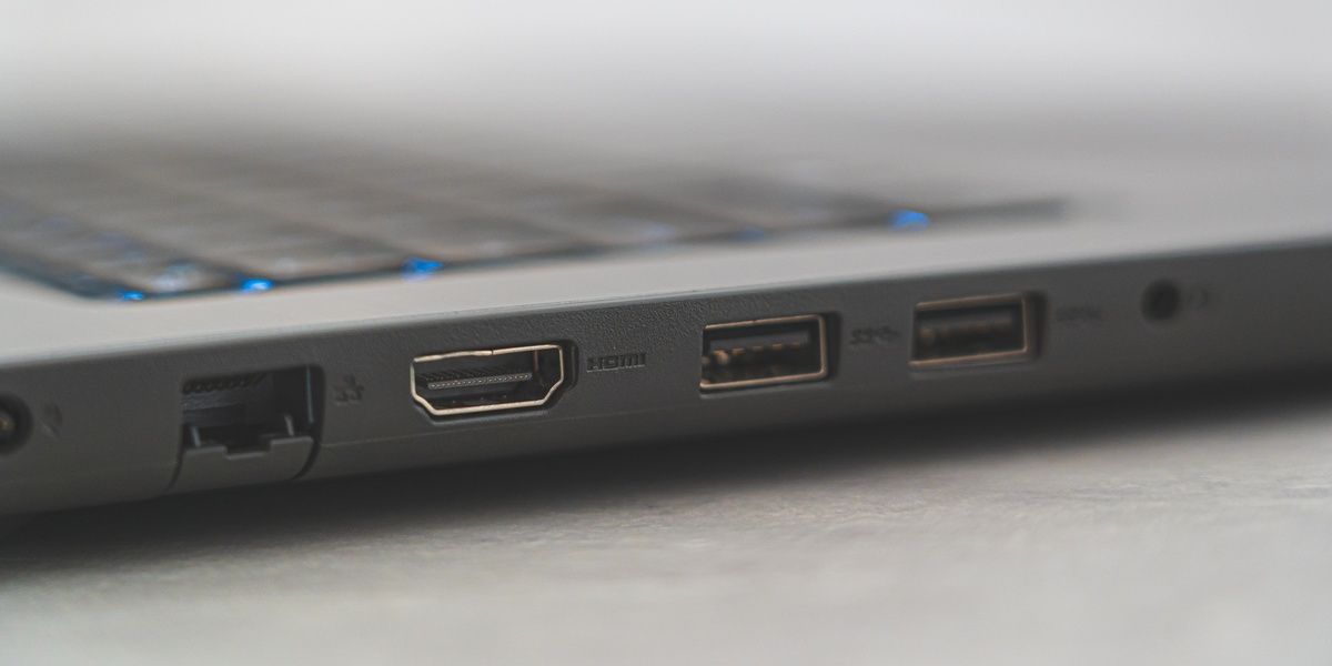 Laptop USB ports