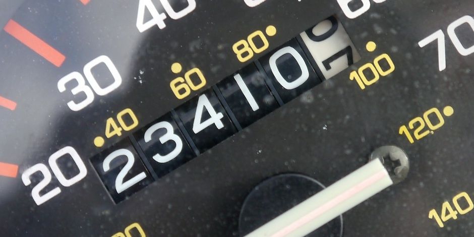 speedometer with analog odometer