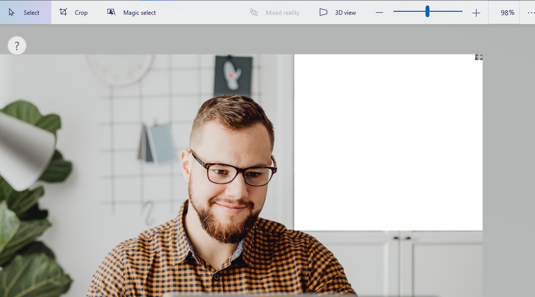 Reducing the Size of Selected Area Inwards of an Image in Paint 3D