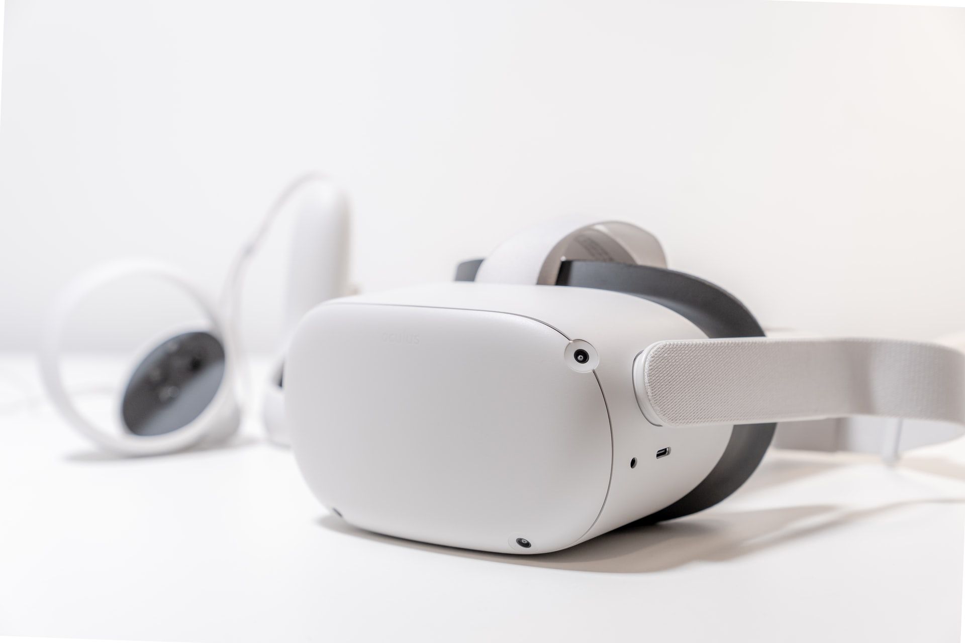 Facebook Meta VR Oculus Headset for use in meteverse 