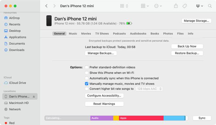نحوه ساخت و تنظیم رینگتون خاص در گوشیهای آیفون 6 iPhone Summary in Finder.jpg?q=50&fit=crop&w=750&dpr=1