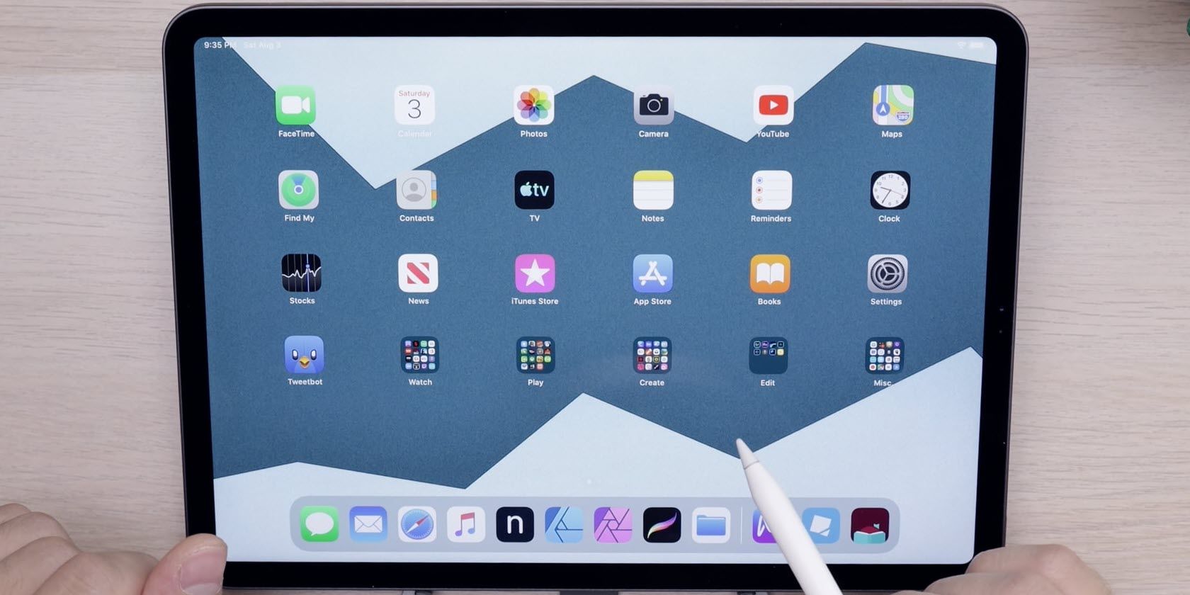 iPad Pro home screen