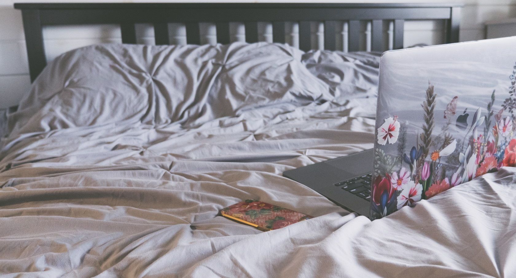 The Top 8 Tips to Protect Your Laptop While Traveling