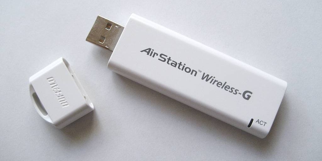 The Pros and Cons of PCI-e Wireless Network Adapters vs. USB