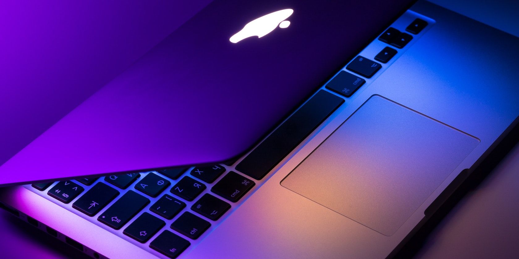 MacBook Glowing in the dark featured