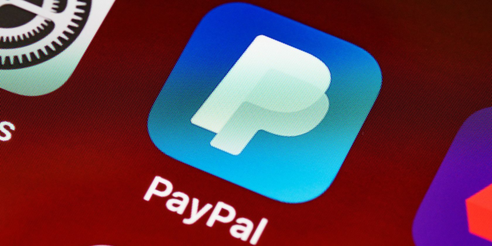Logo PayPal à l'écran