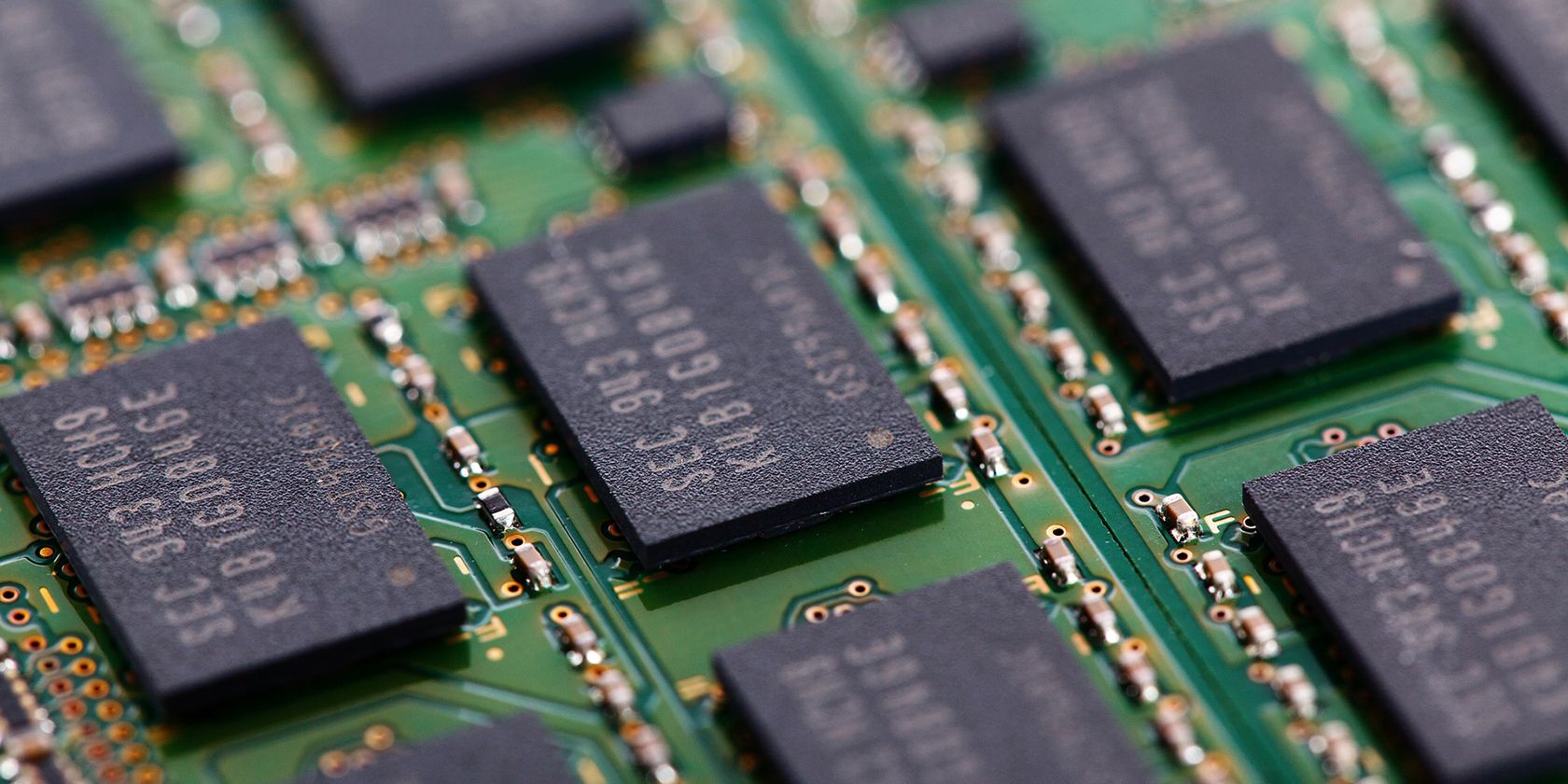 RAM-Chips-on-a-Board.jpg