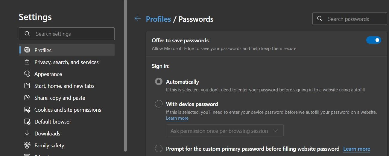 Turning on Offer to save passwords toggle in Microsoft Edge