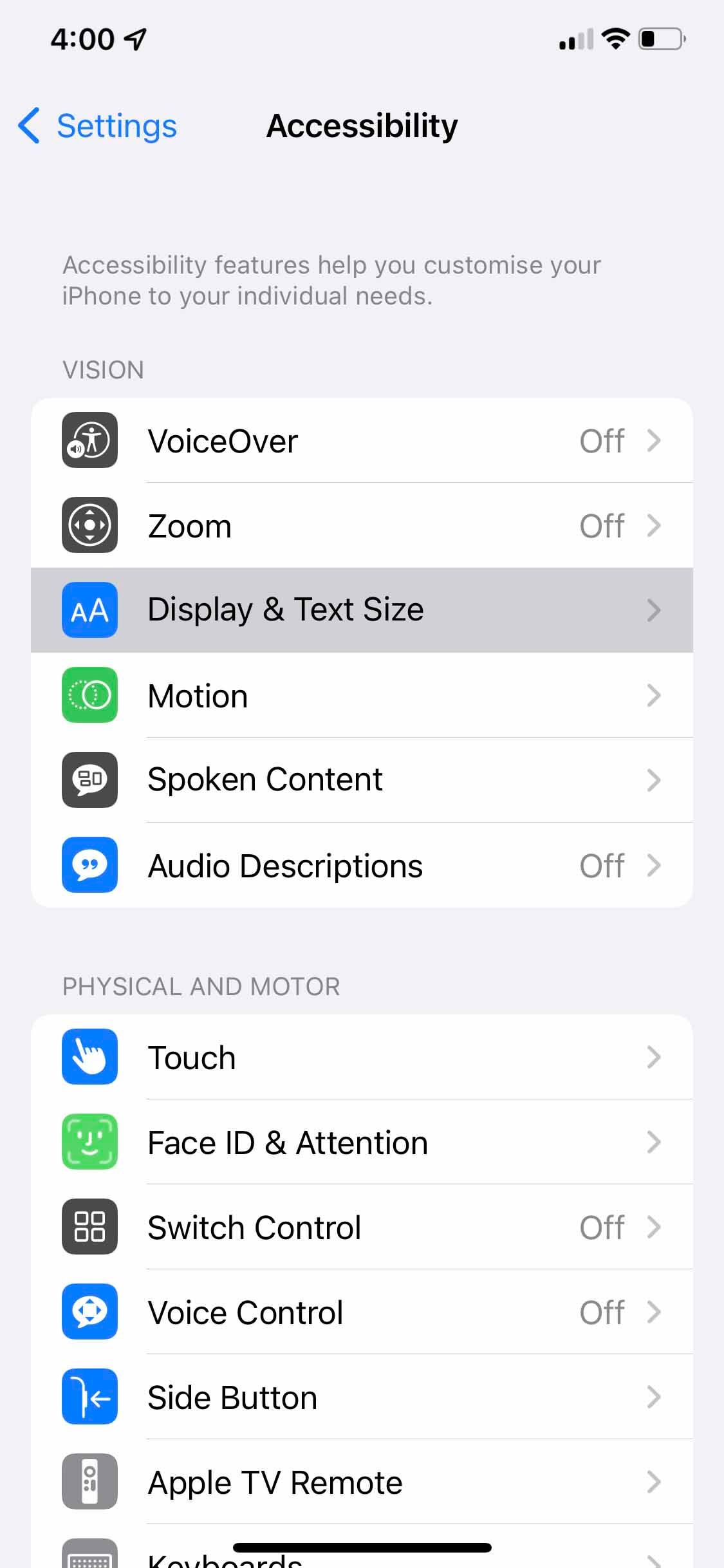 گزینه Display & Text Size از تنظیمات آیفون