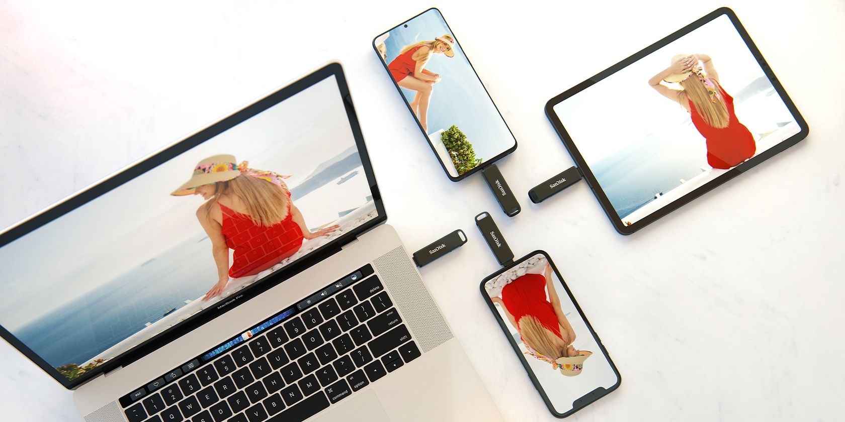 iXpand lash disk luxe with multiple devices