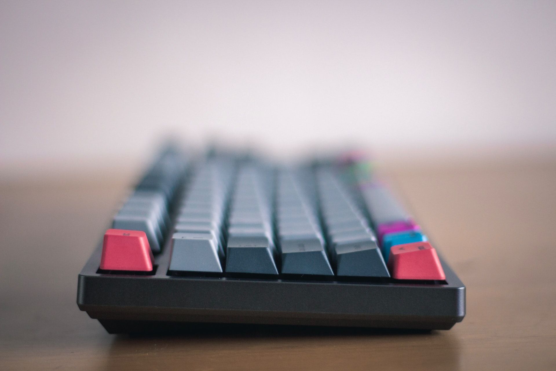 keycap profiles shown from side with colored keycaps OEM