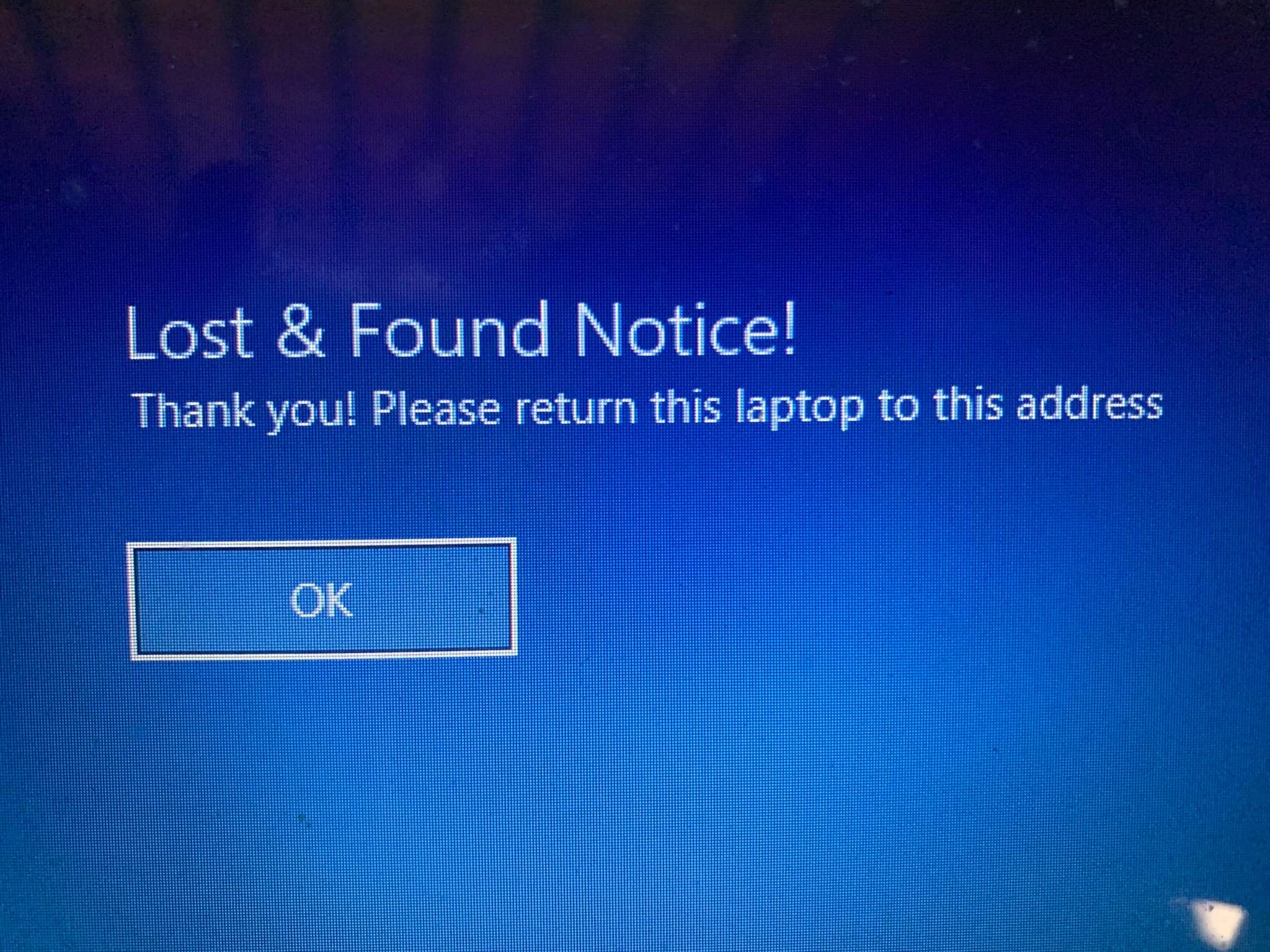 Notice on Windows 10 Login Screen
