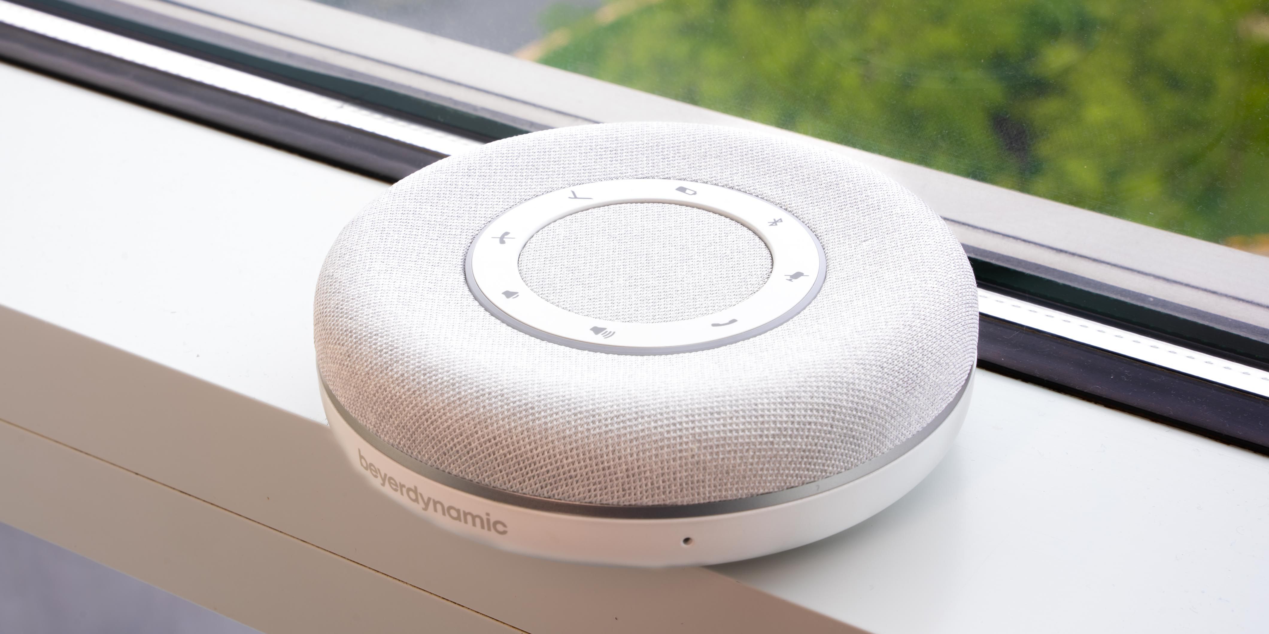 Beyerdynamic Space Speaker (Cover)