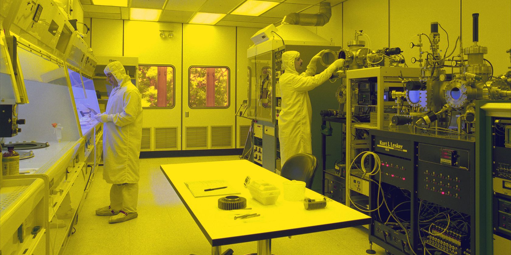 Clean Room for Semiconductor Manufacturing
