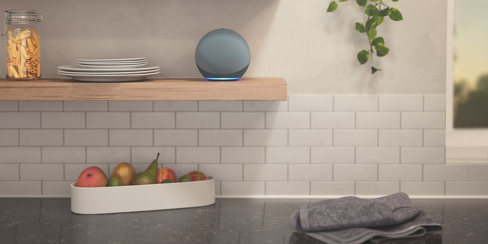 Amazon Echo trên kệ bếp