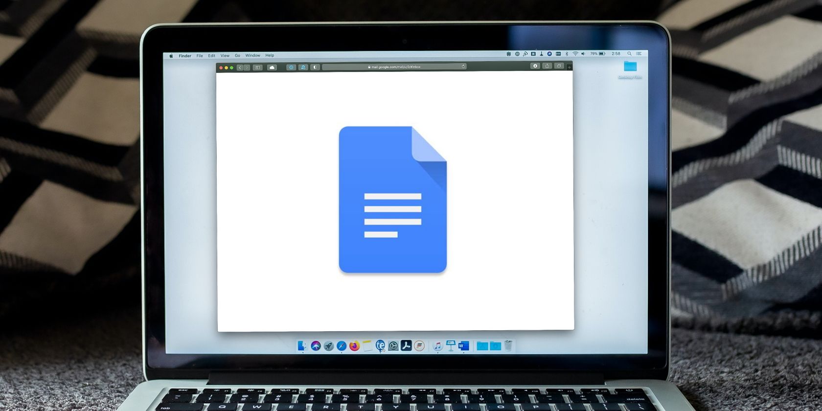 How Do Google Docs' New Auto-Generated Summaries Work?