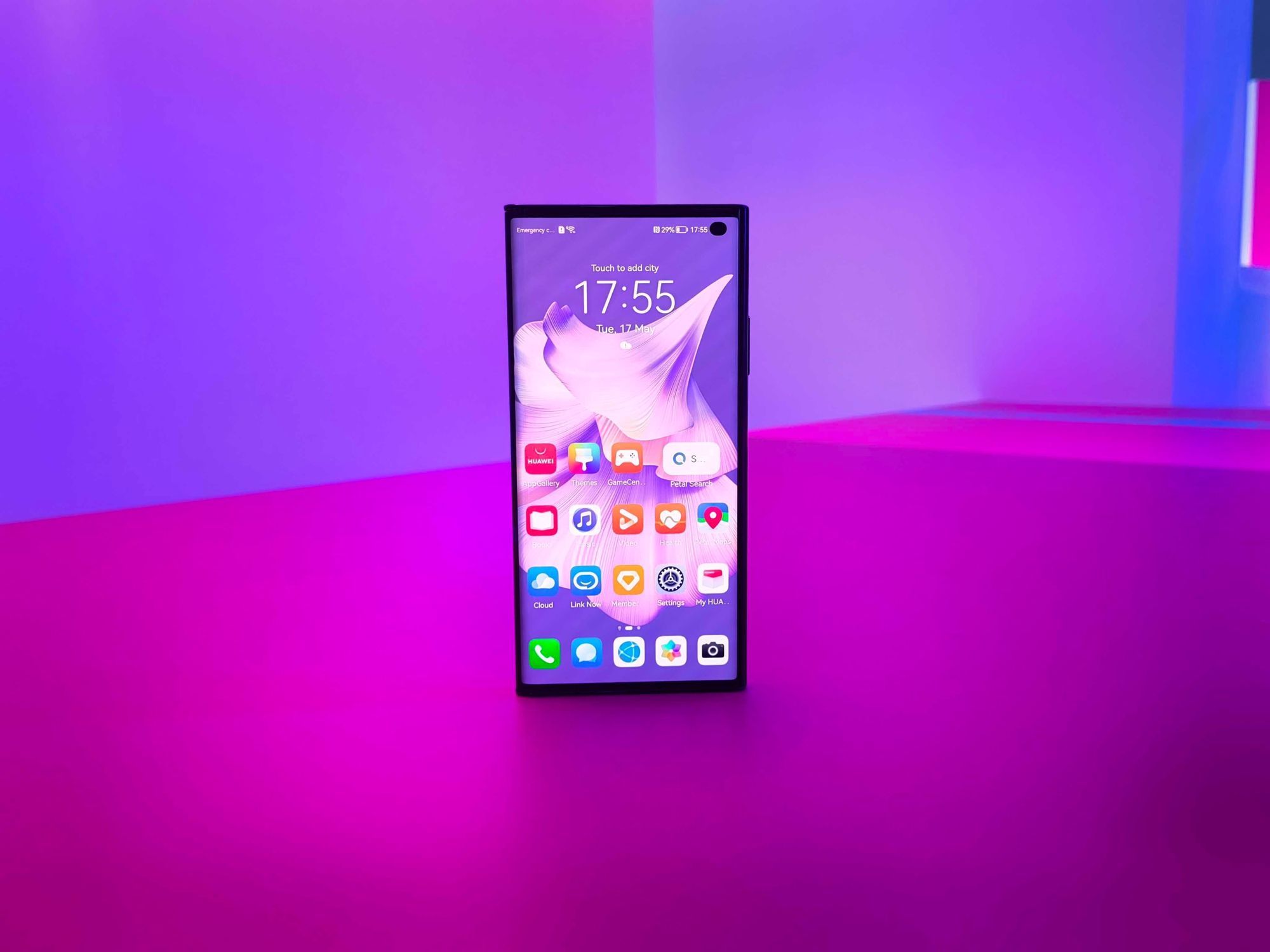 صفحه نمایش تا شده Huawei Mate Xs 2