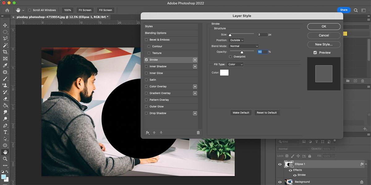 Photoshop stroke properties in layer style menu.