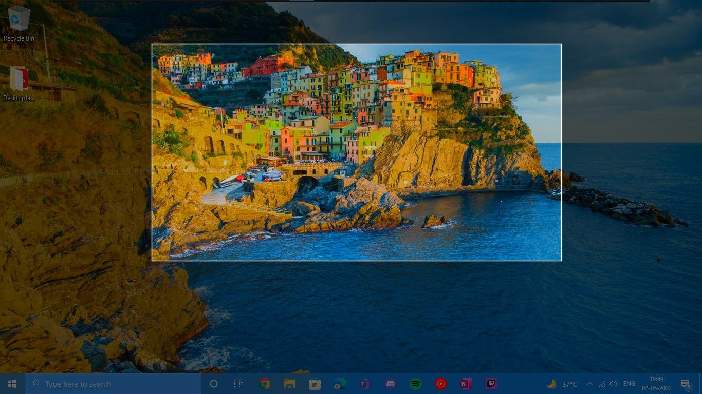 Immagine selezionata con lo strumento di cattura di Windows