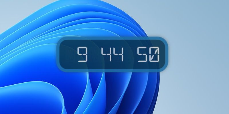 the digital clock widget on the windows 11 desktop