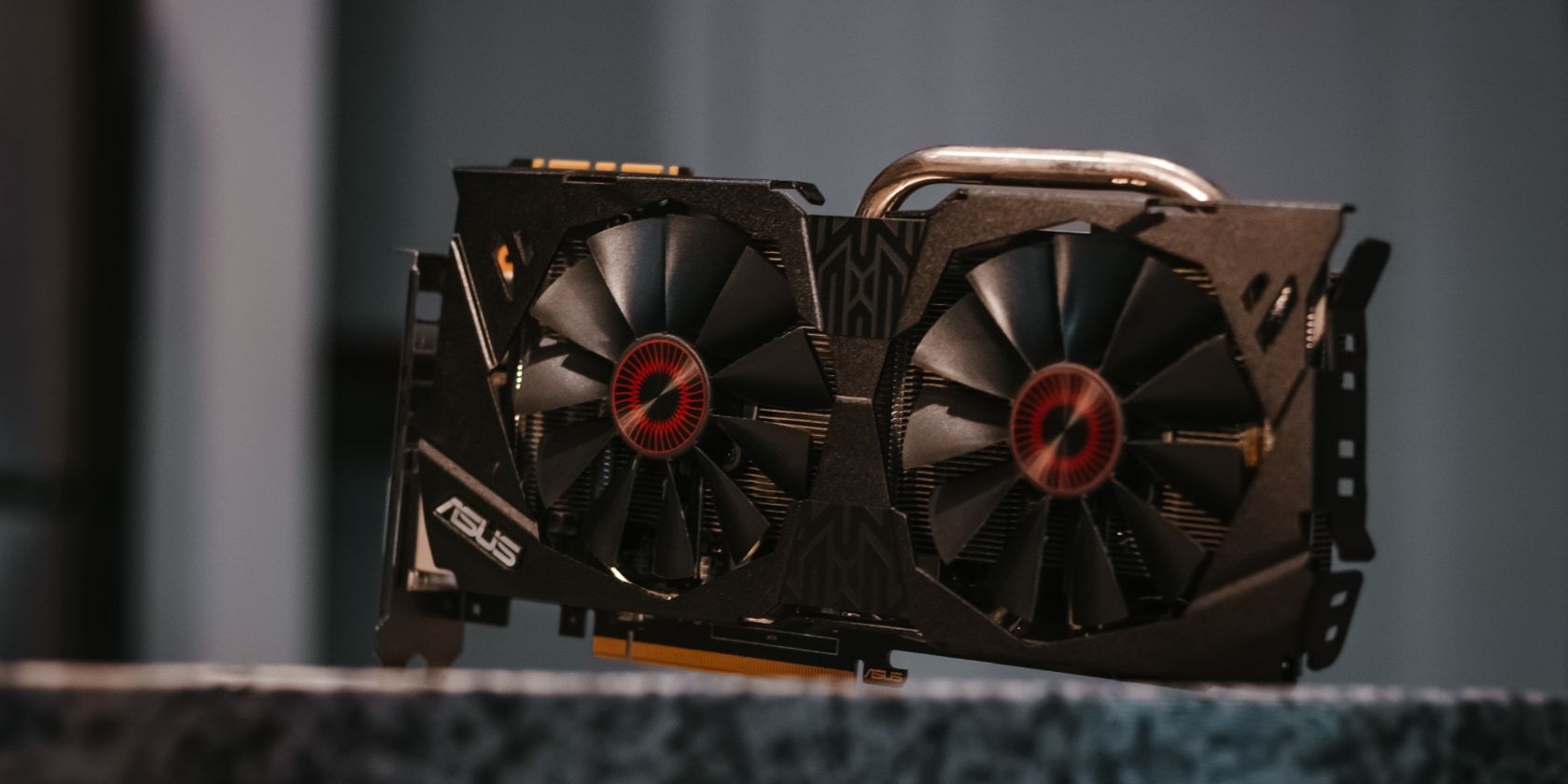 Integrated vs. Dedicated Graphics Card: 7 Things You Need to Know