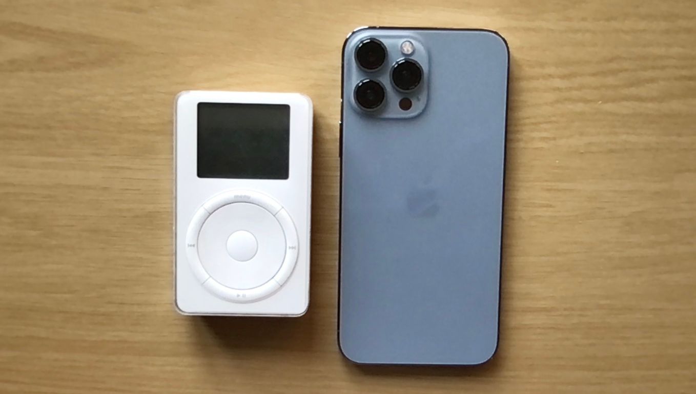 iPhone 13 vs Original iPod Comparison