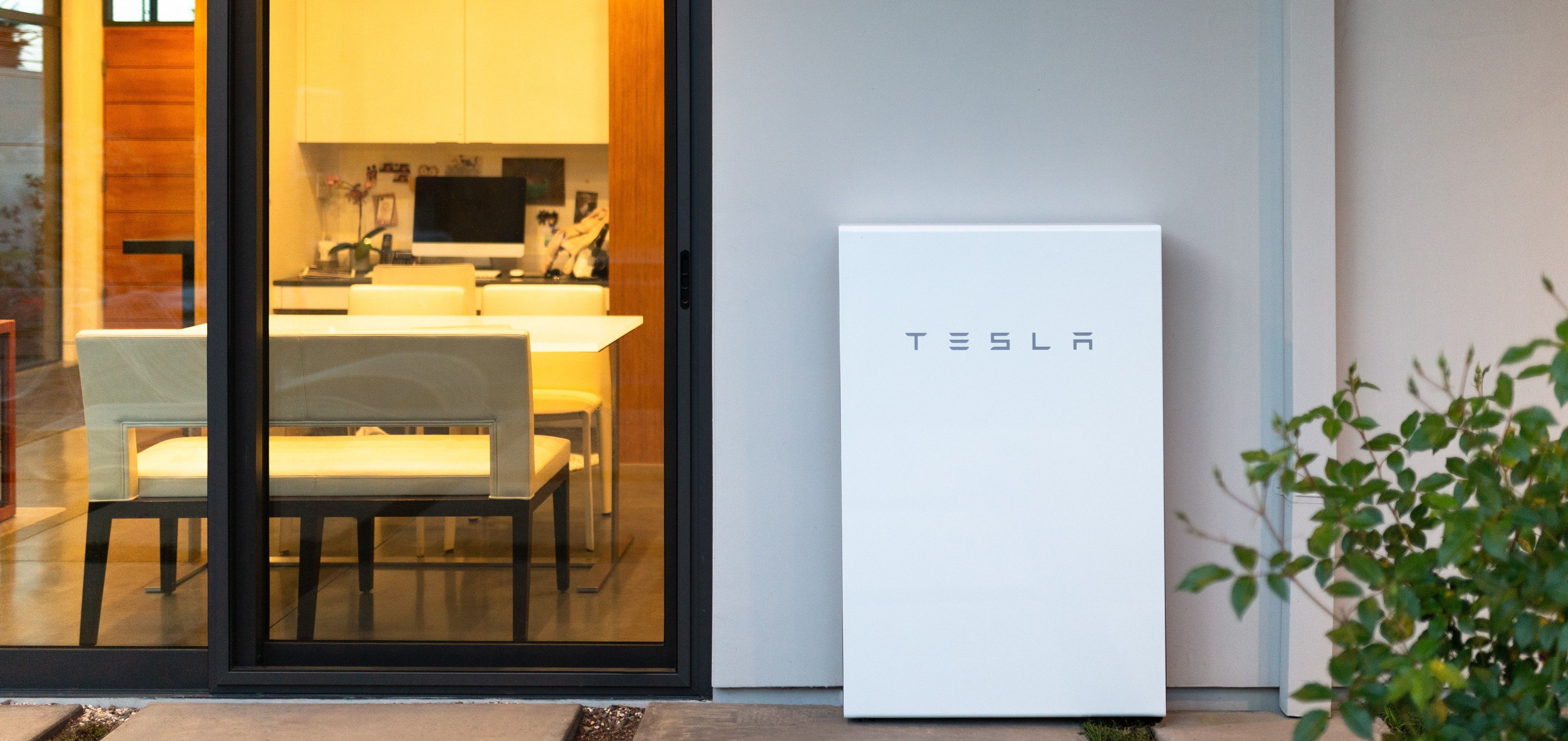 what-is-a-tesla-powerwall-and-how-much-do-they-cost