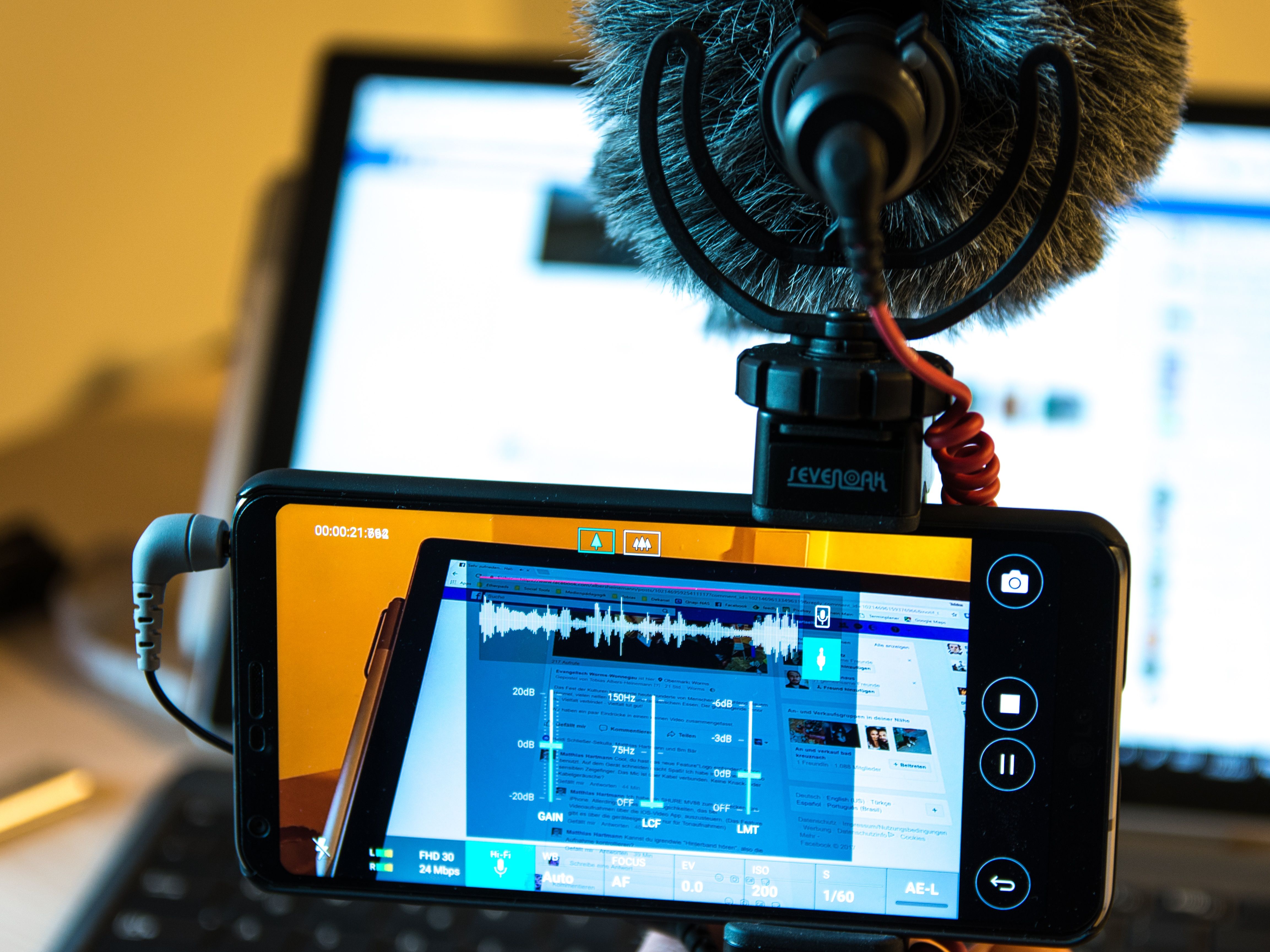 recording sound through a microphone on a smartphone