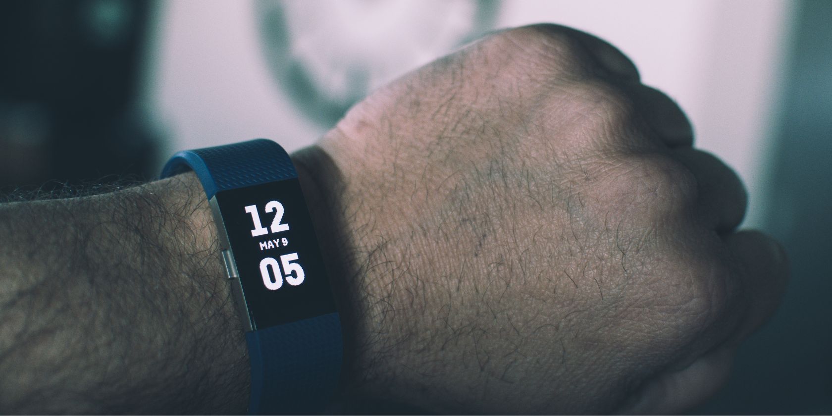 How to Fix a Fitbit Displaying the Wrong Time