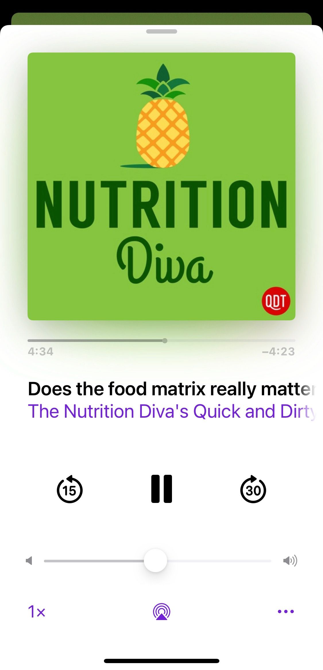 Screenshot from Nutrition Diva podcast play screen