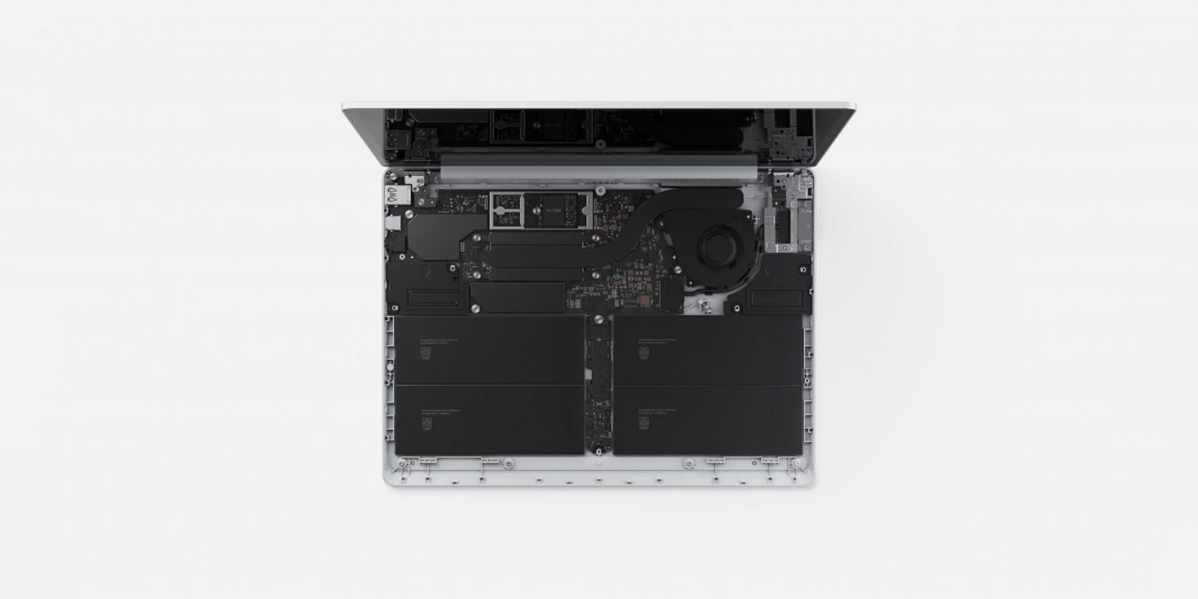 Surface Laptop Go 2 در حال نمایش قطعات داخلی آن