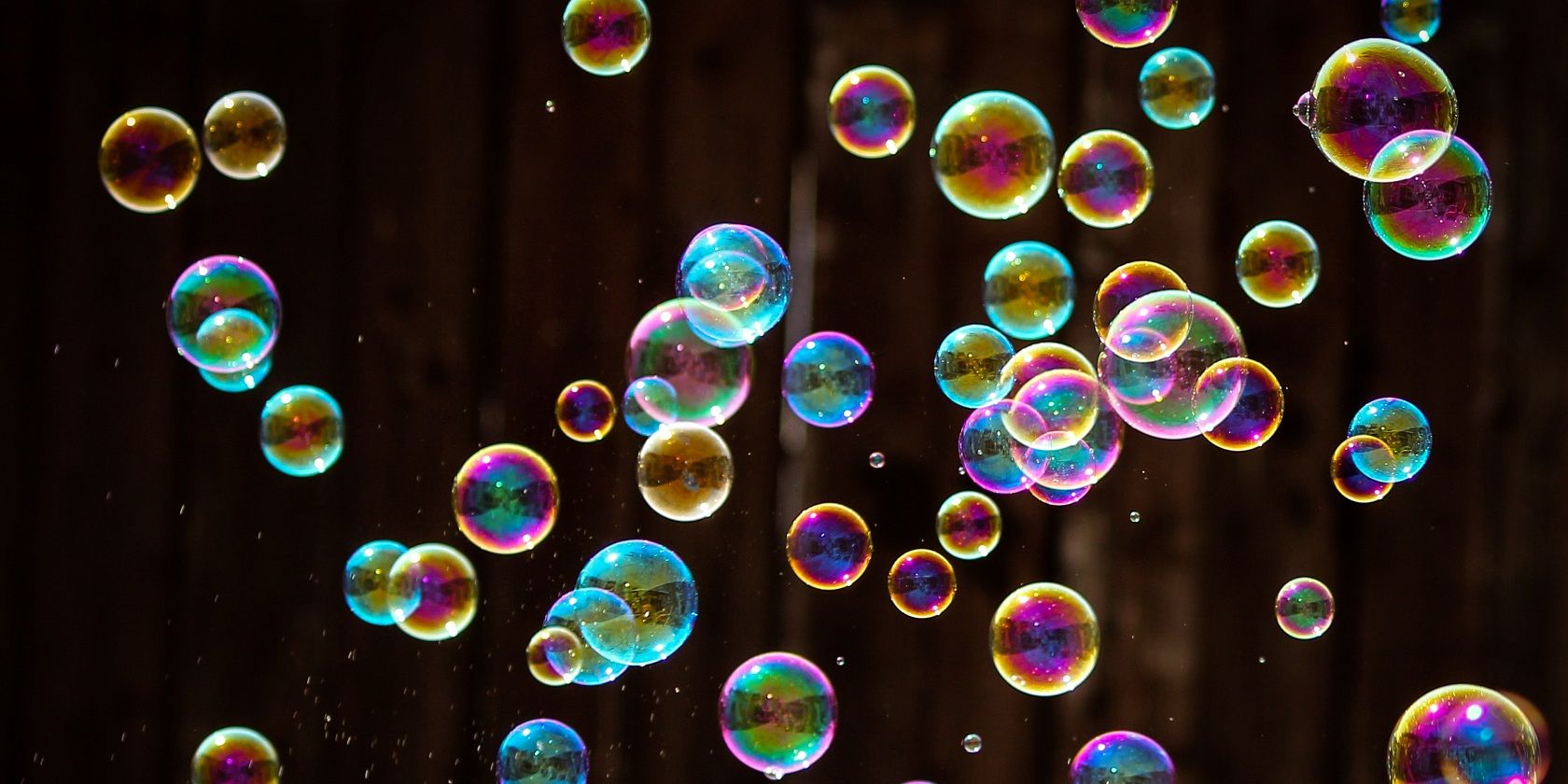 floating-translucent-soap-bubbles