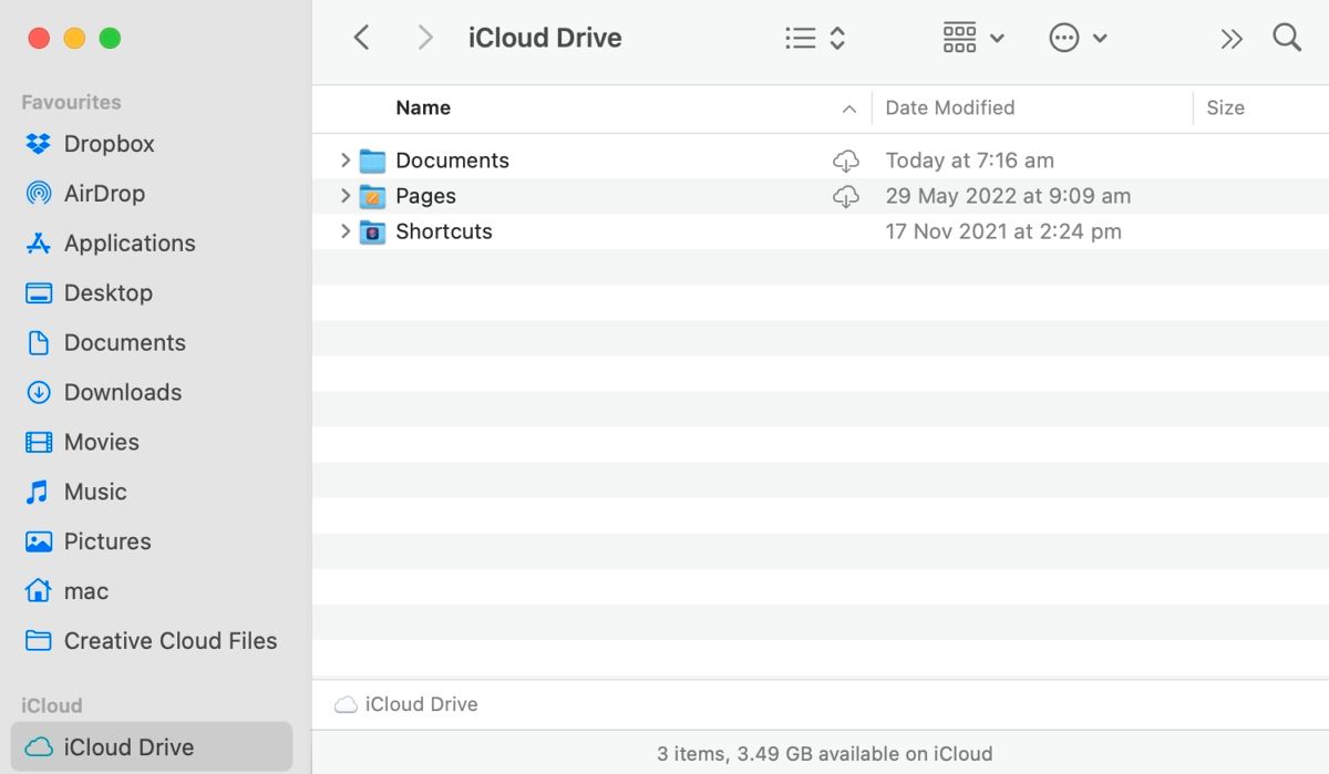 Mac Finder window with iCloud Drive selected