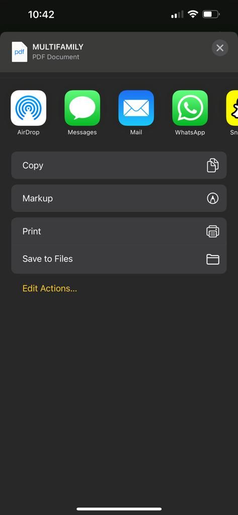 "Share" options in the Notes app