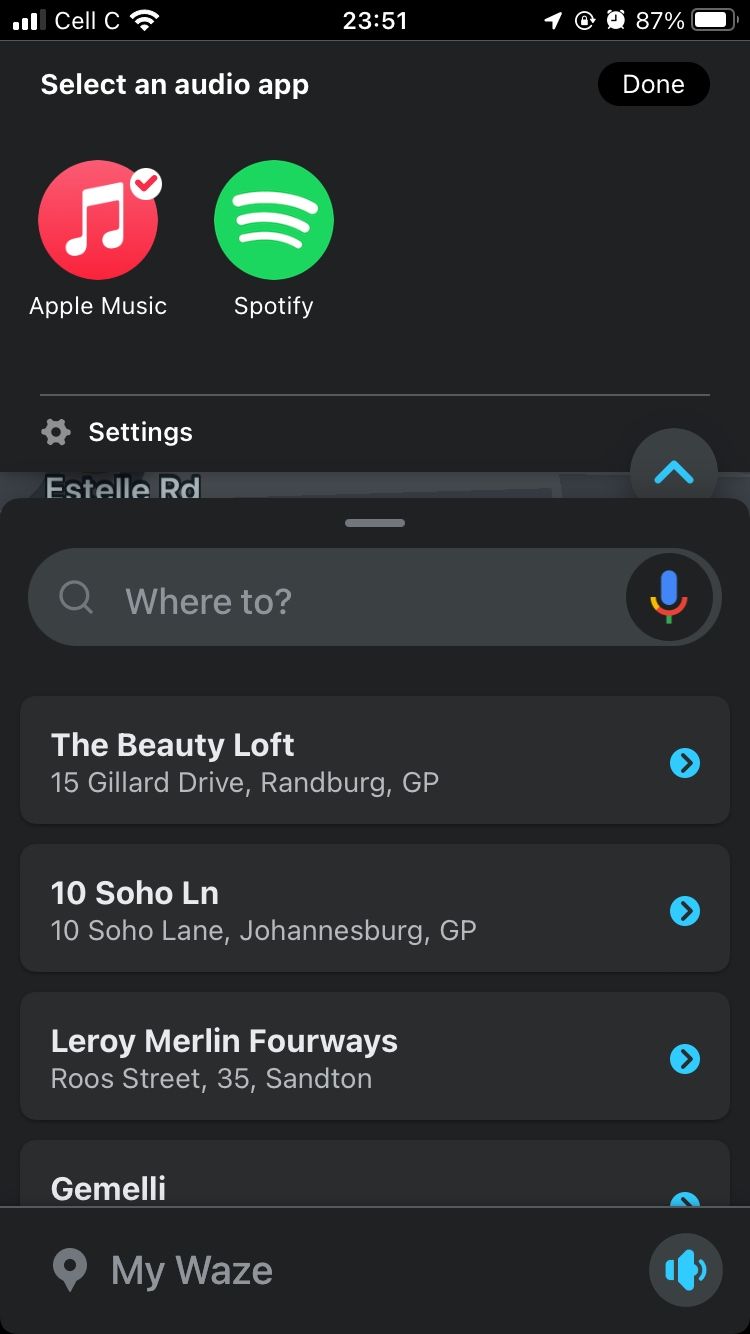screenshot of music apps on waze