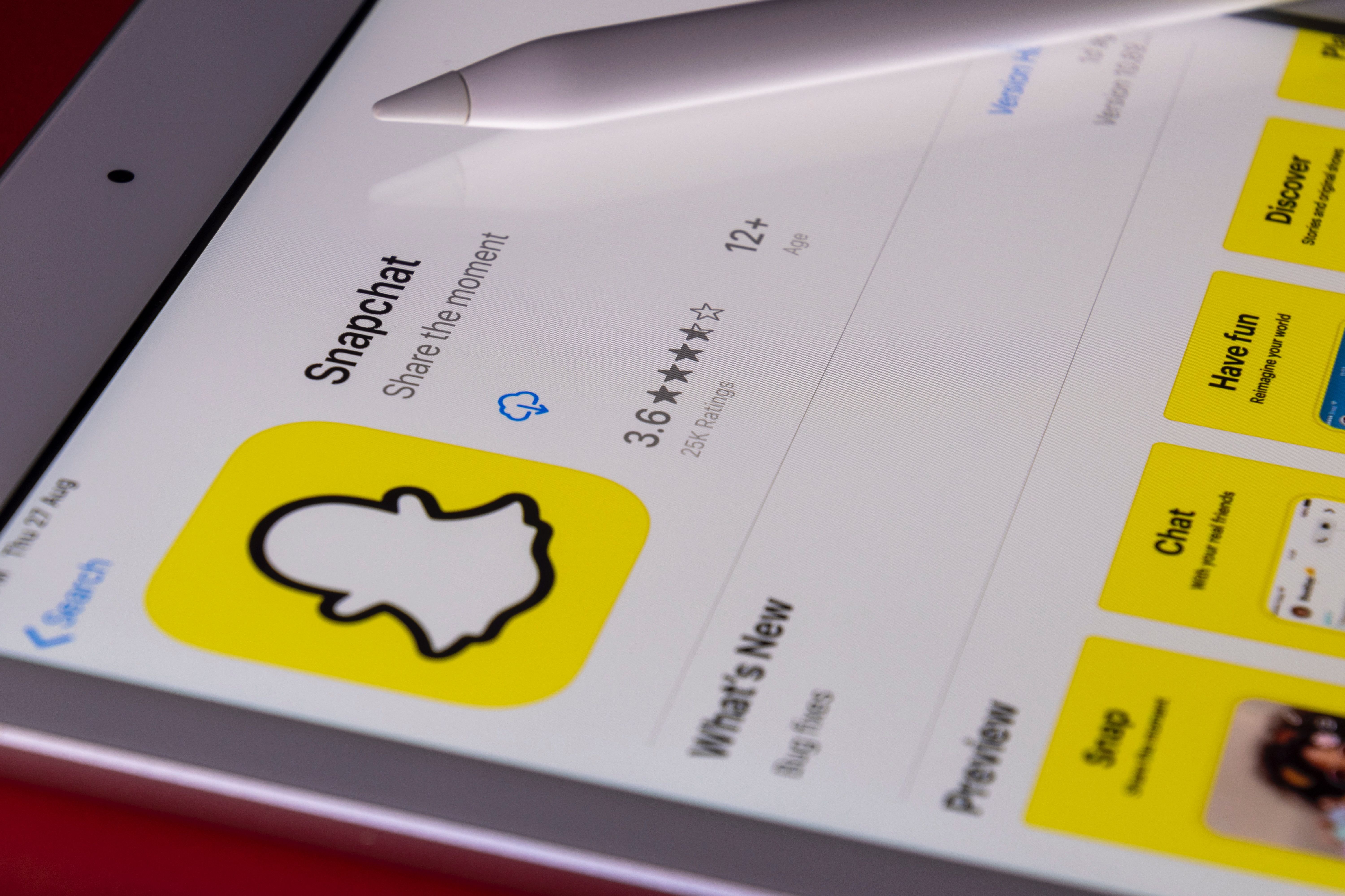 Snapchat logo app pen