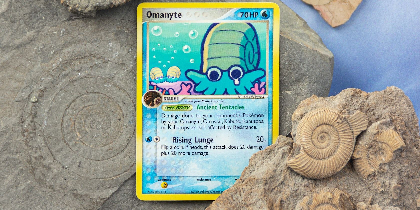 Pokemon-Card-Witth-Fossils-Featured-Image
