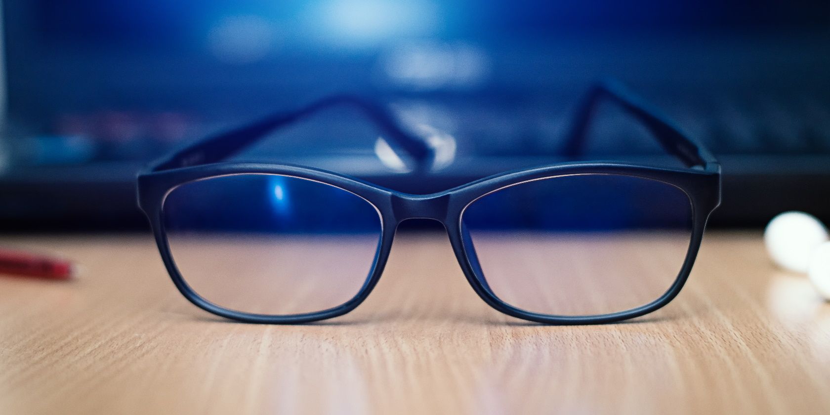 TWELVE - Rory - Blue Light Blocking Glasses - UV & Bluelight Filtering -  Anti-Glare - For Computer and Gaming - Reduce Digital Eye Strain 