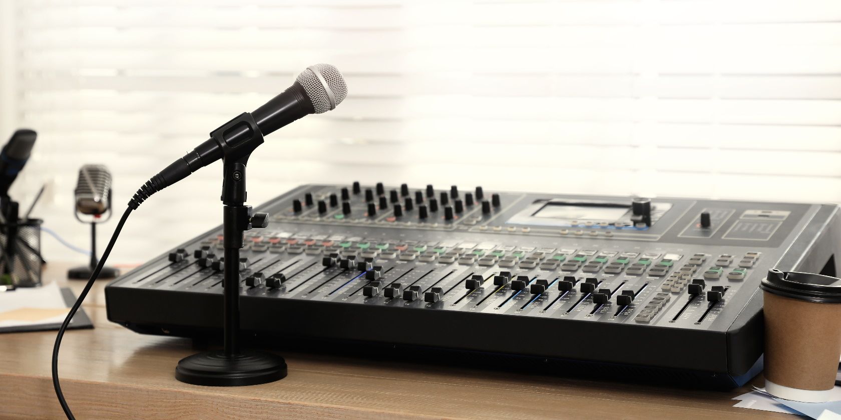 best mixing desks for podcasters